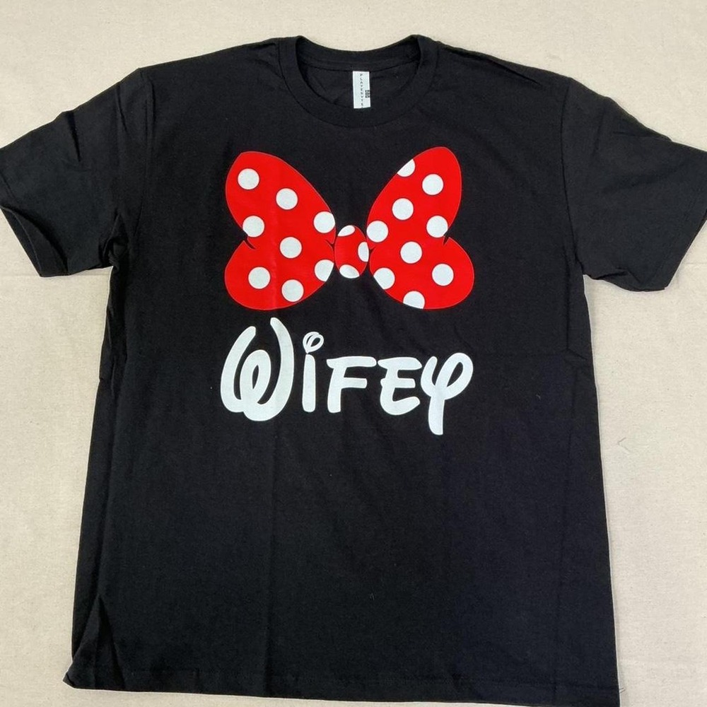 Disney Inspired "Wifey" Graphic T-Shirt Black Size XL